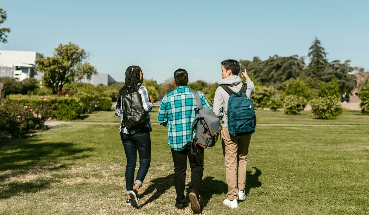 Summer image of students leaving school